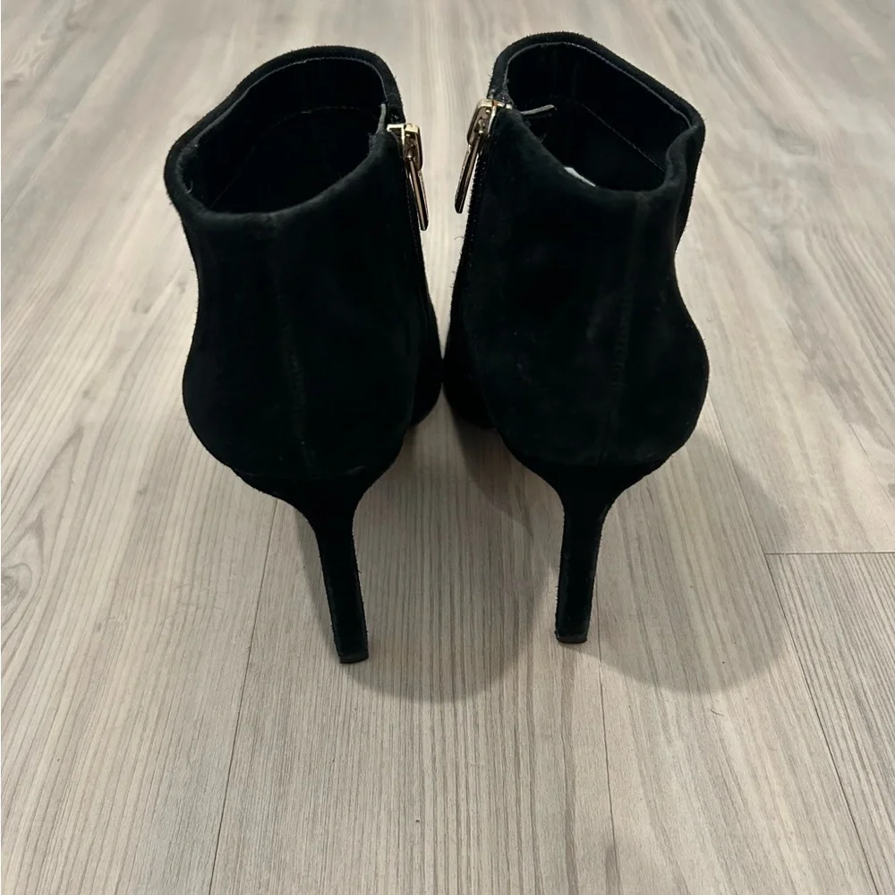 Vince Camuto Black Suede Pointed Toe Ankle Booties - Picture 7 of 9